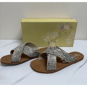 Very G Seaside Women’s Sandals Size 9 Spotted Criss Cross Faux Fur Slip On